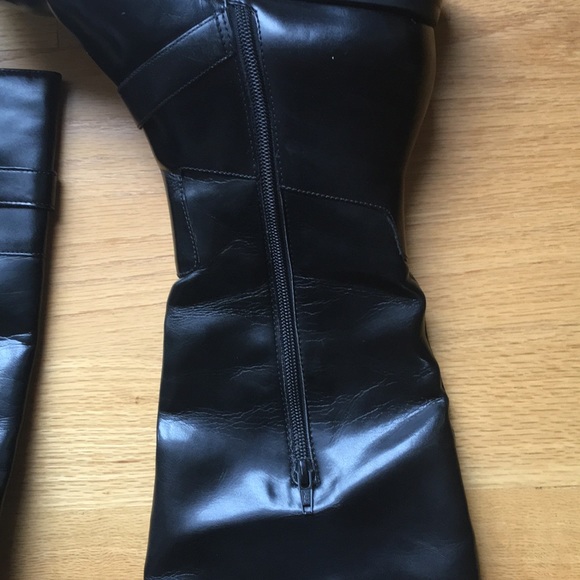 Danelle Boot - Picture 4 of 4